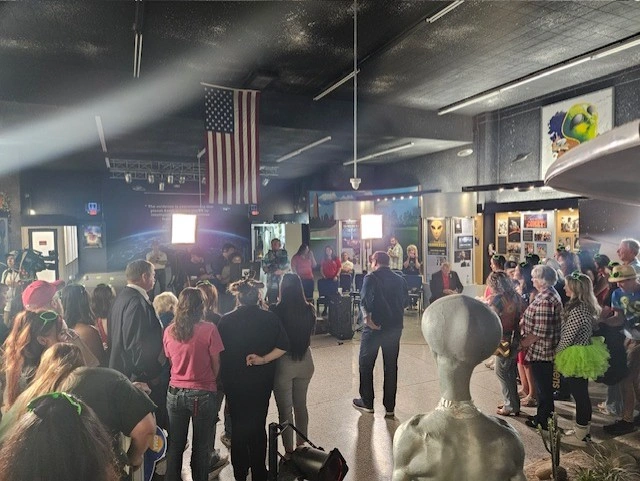 GMA at ufo museum 1